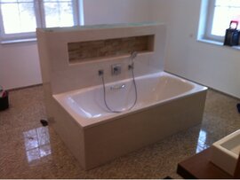 Moderne Badinstallation